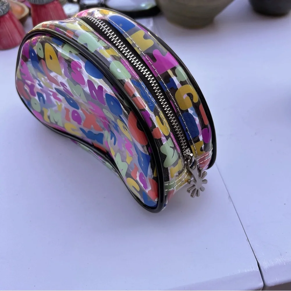 dELiA*s by Dolls Kill “Hooked on U” makeup bag